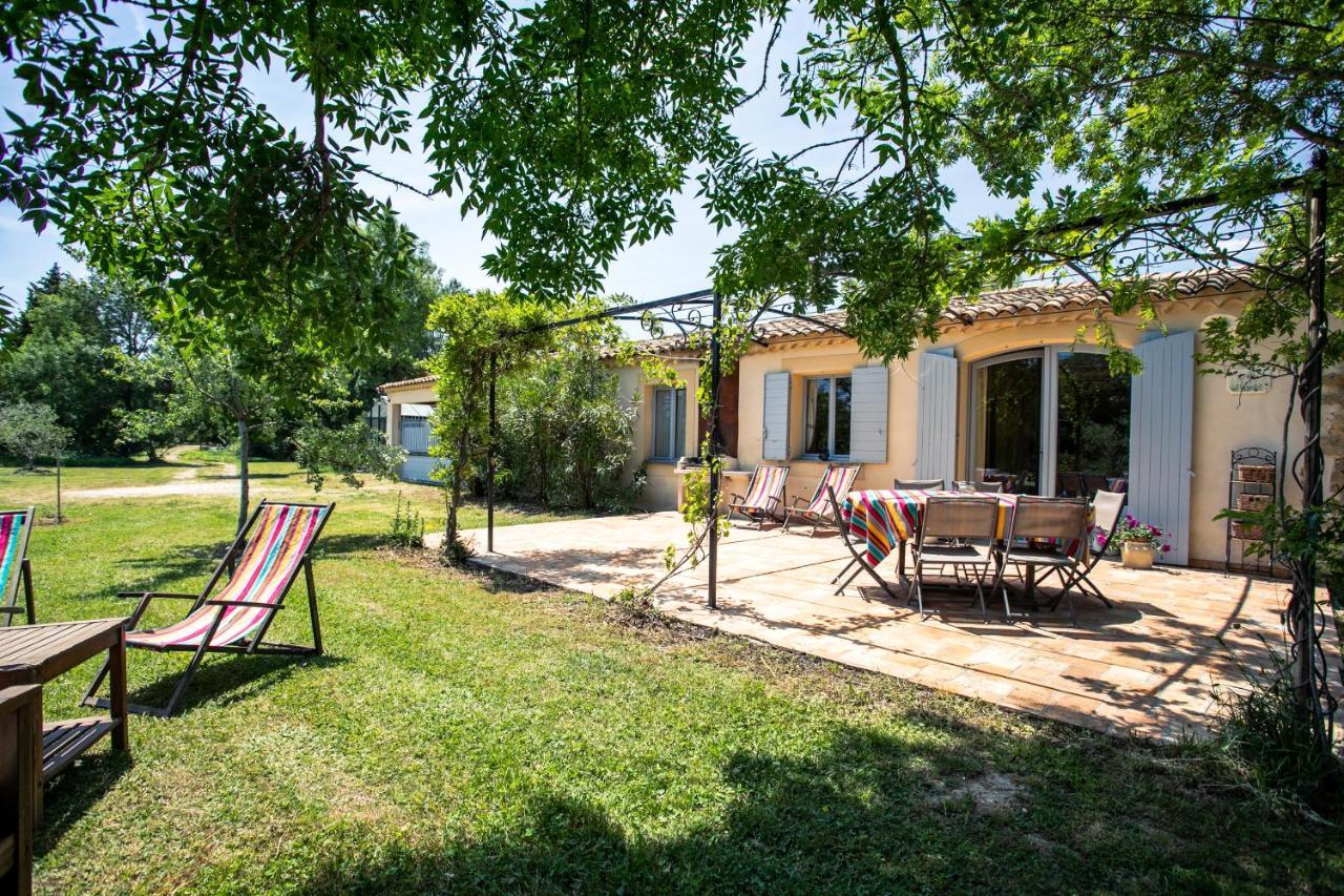 Gites Domaine Des Machottes Grans Exterior foto